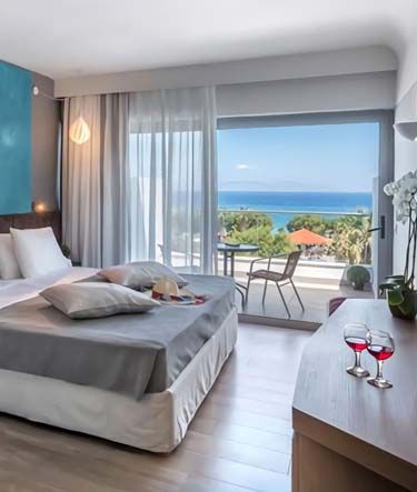 Family Room<br>Sea View